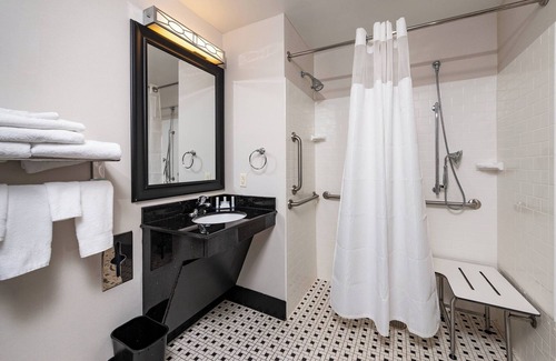 Berwyn Hotel | Fairfield Inn & Suites by Marriott Philadelphia Valley Forge/Great Valley