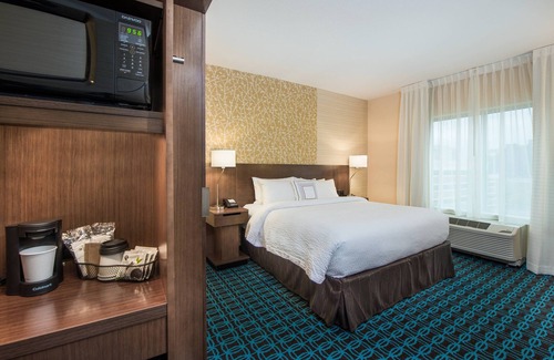 Downtown Dayton Hotel | Fairfield Inn & Suites by Marriott Dayton