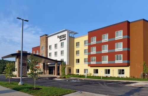 Decorah Hotel | Fairfield Inn & Suites by Marriott Decorah