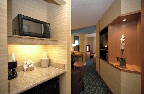 Edison Hotel | Fairfield Inn & Suites by Marriott Edison-South Plainfield
