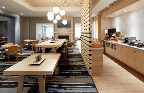 Dorval Hotel | Fairfield Inn & Suites by Marriott Montreal Airport
