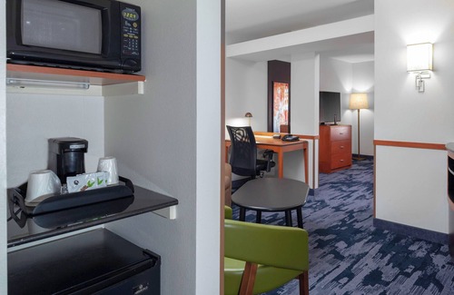 East Forest Hotel | Fairfield Inn & Suites by Marriott Charlotte Matthews