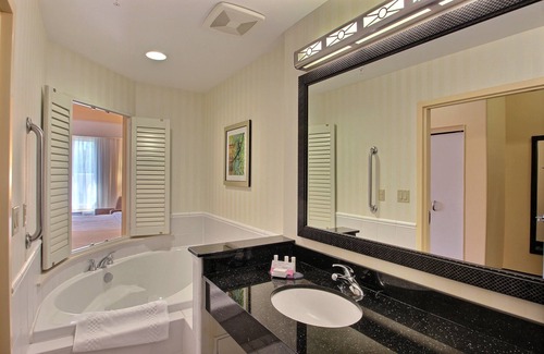 Oak Creek Hotel | Fairfield Inn & Suites by Marriott Milwaukee Airport