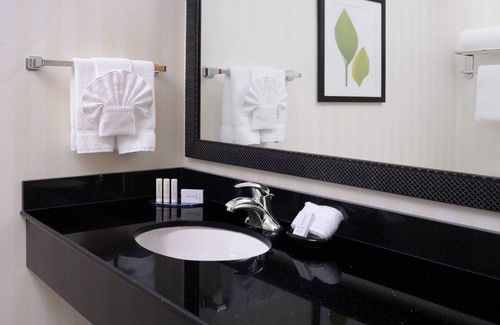 The Colony Hotel | Fairfield Inn & Suites by Marriott Dallas Plano/The Colony