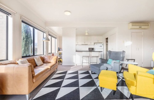 Thornbury Apartment | Fairfield Views A Recreation Retreat for Families