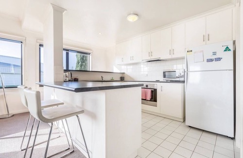 Thornbury Apartment | Fairfield Views A Recreation Retreat for Families
