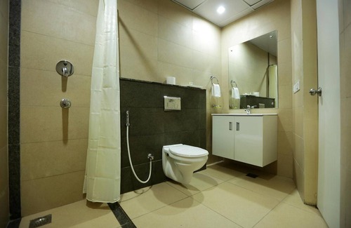 Sonepat Hotel | Fairvacanze Inns & Suites