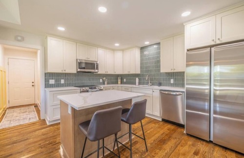 Fairview House | Fairview Escape 3BR, Sleeps 8 + Arcade, 4 Beds