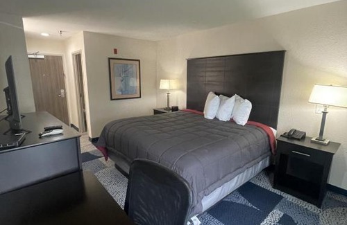 Iowa Hotel | Fairway Inn