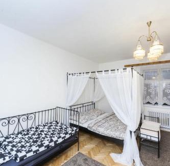 Cesky Krumlov Apartment | Fairytale Apartment under The Castle - 5 min CITY!
