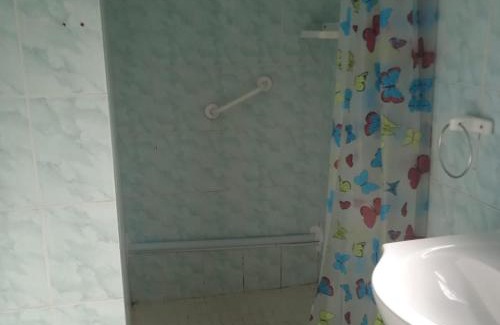 Parow House | Fajomi guest house