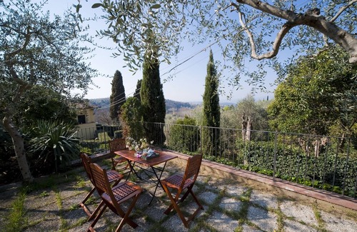 Gavignano Cottage | FALCO: Peaceful farmcottage close to Tuscany 's treasures, 1 mile from shops