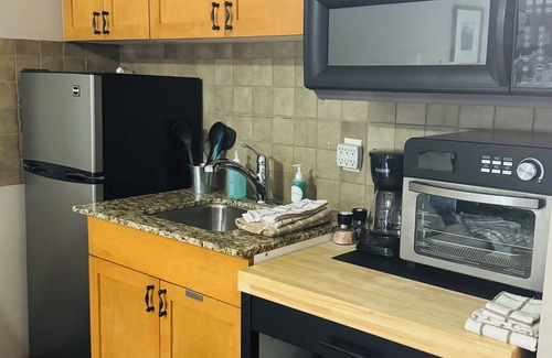 Canmore Apartment | FalconCrest 112 | Studio Suite with Hot Tub