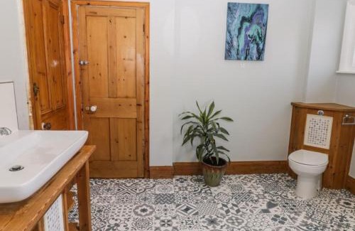 Robin Hood's Bay Apartment | Falconhurst