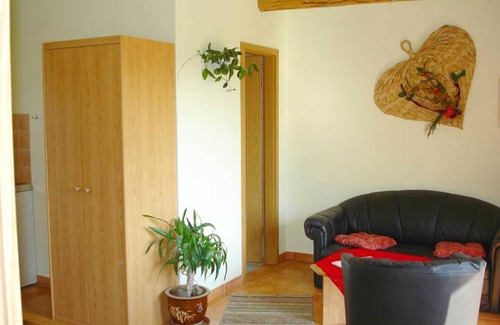 Groeichsen Apartment | Falks Apartment - Apartments on the Forellenhof