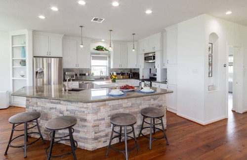 El Lago House | Fall for Galveston 15% Off Your Stay This Season