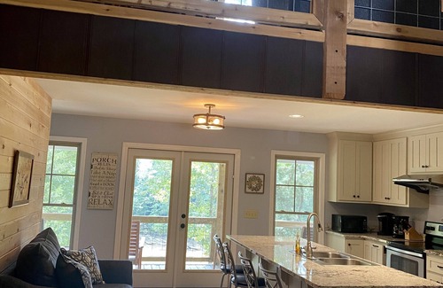 Crane Hill House | Fall getaway deals on Smith Lake! 3 BR, firepit, kayaks, & canoe