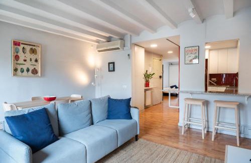 L'Antiga Esquerra de l'Eixample Apartment | Fall in love with BCN in the best location