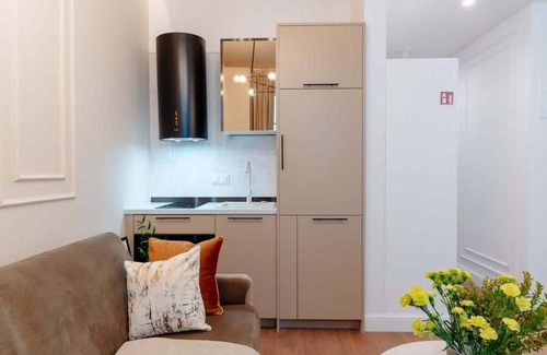 Old Town Apartment | Fall in love with the beautiful Old Town of Warsaw