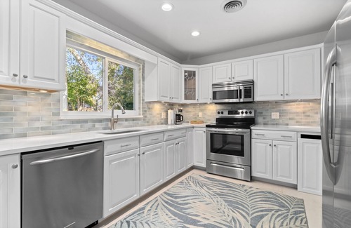 Palma Sola House | FALL IN LOVE with this spotless pool home minutes from Anna Maria. Pet friendly!