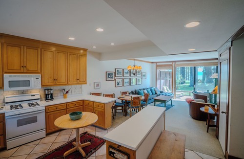 Tahoe Sierra Estates Condo | FALL SALE! Discount shows at checkout! Tahoe Tavern Condo Filtered Lakeview