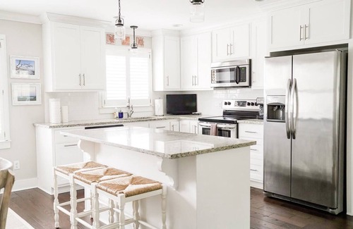 Saint Simons Heights House | Fall Special | Family cottage with golf cart!