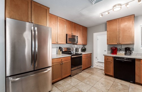 Chandler House | Fall Special! Private Pool/Spa! Ping Pong!
