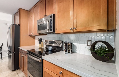 Chandler House | Fall Special! Private Pool/Spa! Ping Pong!