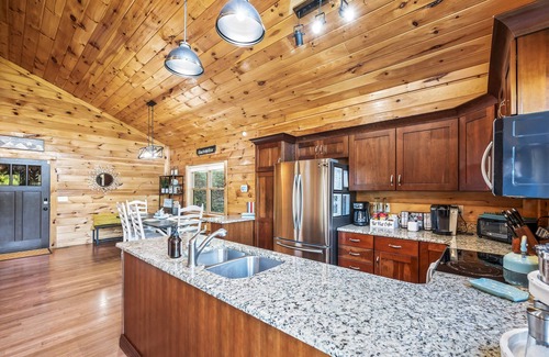 Maggie Valley Cabin | Fall Sunset Views HotTub Games Room Pet Friendly
