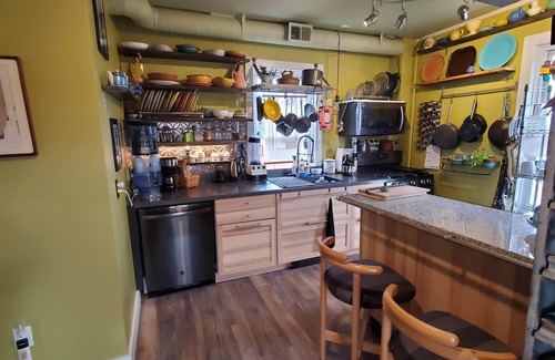 Frederick House | Fall & Winter: Weekends, Vacation, Corporate, Historic-District Home, OSP, A-1!