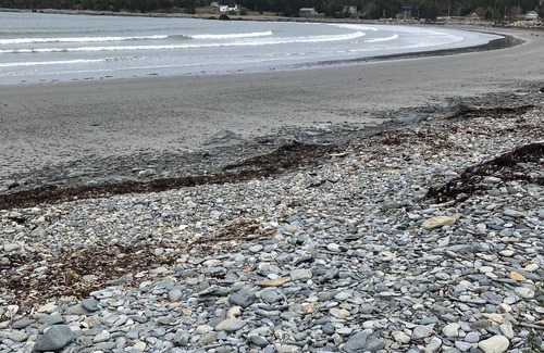 Yarmouth House | False Harbour Beach Paradise.nDirectly on the beach.nworlds highest tides
