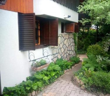Vonyarcvashegy House | Faludi vendégház