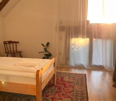 Siculeni Bed & Breakfast | Famíves vendégház
