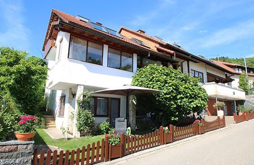 Soelden Apartment | Familien-Appartement Schwarzwald bei Freiburg mit bis zu 4 Schlafzimmern