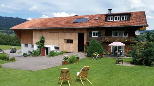 Grossdorf Bed & Breakfast | Familienbauernhof Köss Schertler