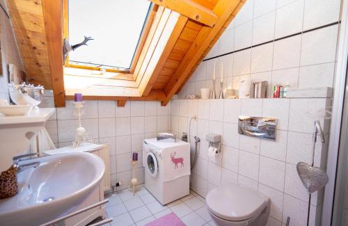 Grafenhausen Apartment | Familienferienwohnung Buggi-Näschtli