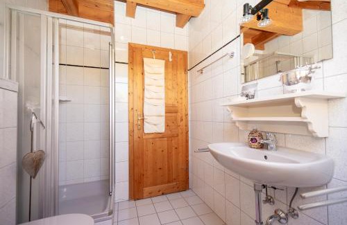 Grafenhausen Apartment | Familienferienwohnung Buggi-Näschtli