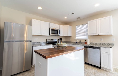 Piedmont House | Families + Pets Welcome! Fenced Yard! 30+ day stay