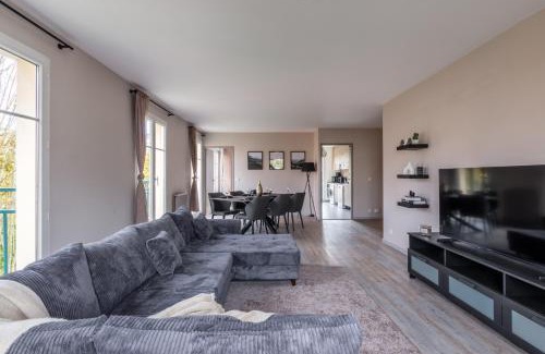 Chessy Apartment | Family Apartment DisneyLand 90m2 - 150m RER A Val d Europe