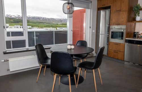Akureyri Apartment | Family apartment hosted by LL