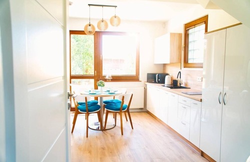 Chlopy House | Family apartment with terrace and garden 13 minutes from the beach