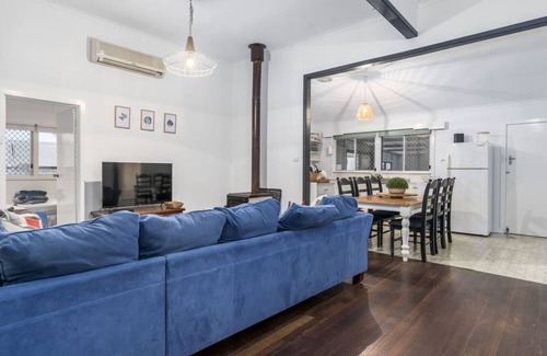 Rockingham House | Family Beach and Fishing Getaway in Rockingham