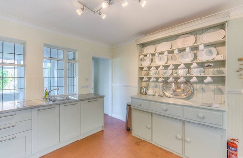 Felpham House | Family beach house sleeps 10 near Goodwood