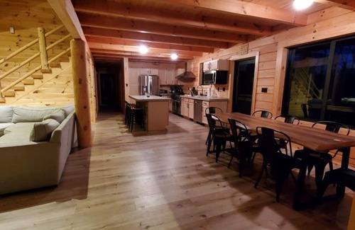 Wilder Cabin | Family Cabin on Clear Creek