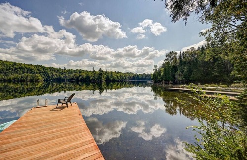 Wentworth-Nord Ski Chalet | Family Chalet on Silver Lake 1 hour from Montreal