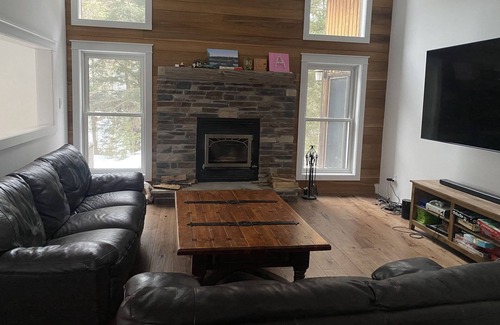 Otter Lake Cottage | Family cottage on beautiful Rankin Lake in Seguin, ON, 2 hrs from Toronto