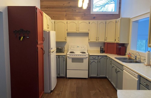 Otter Lake Cottage | Family cottage on beautiful Rankin Lake in Seguin, ON, 2 hrs from Toronto