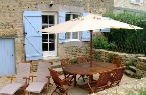 Chantraines Cottage | Family Cottage with Garden & Terrace, Near Forest Trails & Historical Sites, Sleeps 7+2