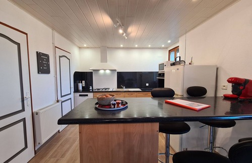 Segry Cottage | Family cottage with shared pool, terrace, and WiFi