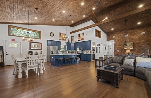 Wimberley Apartment | Family/event Retreat Sleeps 28 Amenities Galore